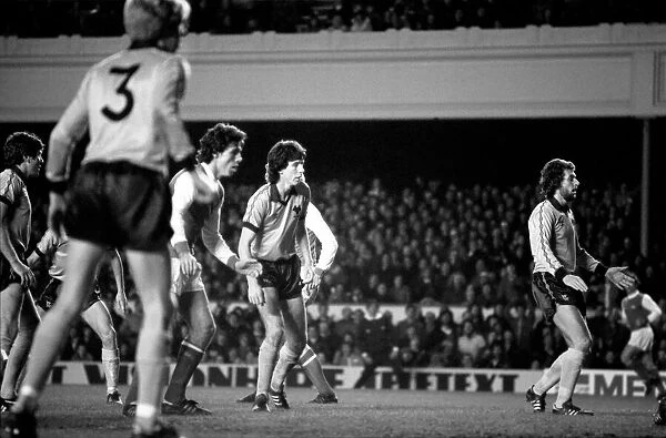 Division 1 football. Arsenal 1 v. Wolves 0. December 1980 LF05-31-027