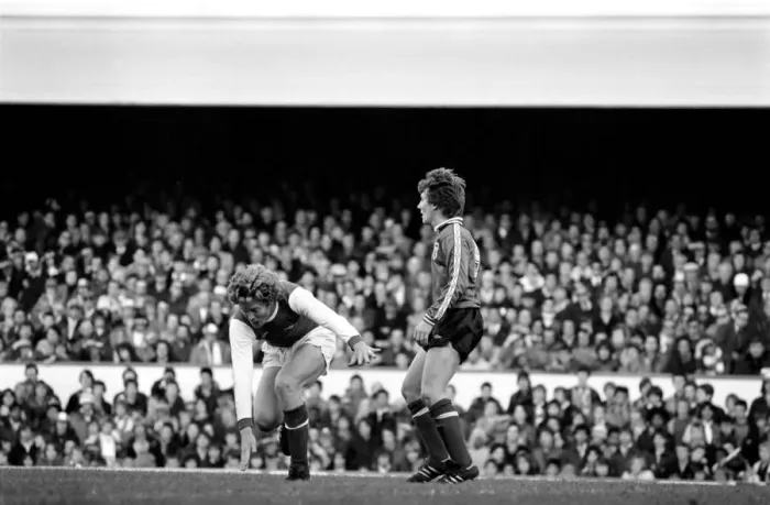 Framed Print : Division 1 football. Arsenal 2 v. Sunderland 2. October 1980 LF04-44-106