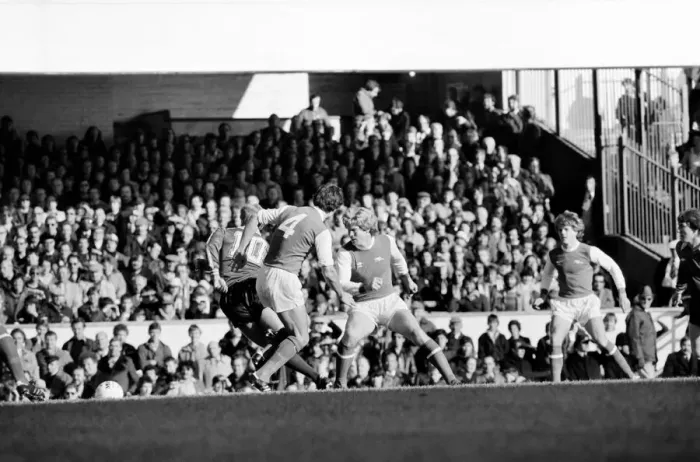 Framed Print : Division 1 football. Arsenal 2 v. Sunderland 2. October 1980 LF04-44-004 Framed Print : Division 1 football. Arsenal 2 v. Sunderland 2. October 1980 LF04-44-004
