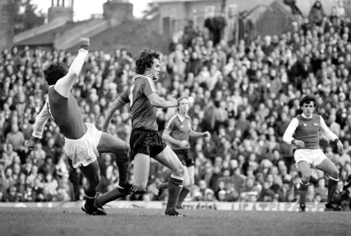 Framed Print : Division 1 football. Arsenal 2 v. Sunderland 2. October 1980 LF04-44-034
