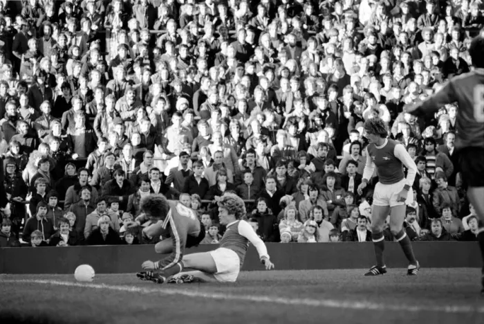 Framed Print : Division 1 football. Arsenal 2 v. Sunderland 2. October 1980 LF04-44-053 Framed Print : Division 1 football. Arsenal 2 v. Sunderland 2. October 1980 LF04-44-053