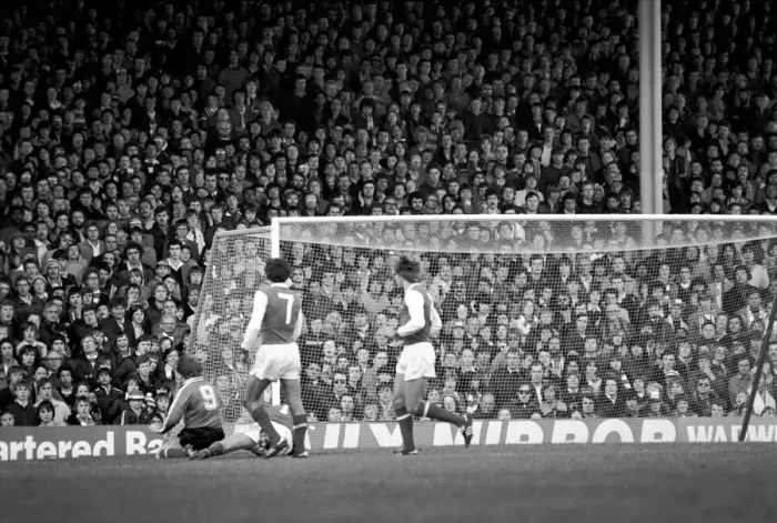 Framed Print : Division 1 football. Arsenal 2 v. Sunderland 2. October 1980 LF04-44-044 Framed Print : Division 1 football. Arsenal 2 v. Sunderland 2. October 1980 LF04-44-044