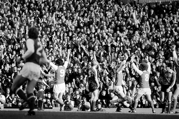 Division 1 football. Arsenal 2 v. Sunderland 2. October 1980 LF04-44-085