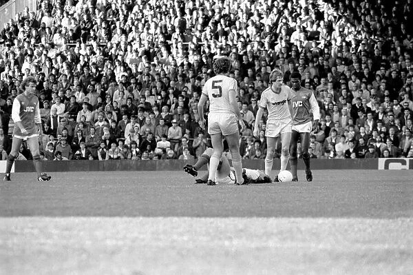 Division 1 football. Arsenal 4 v. Nottingham Forest 1. October 1983 LF14-07-104