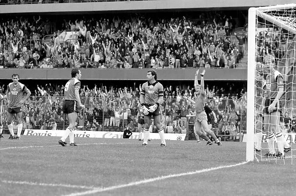 Division 1 football. Chelsea 2 v. Southampton 0 September 1985 LF15-16-048