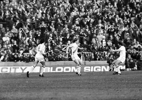 Division 1 football. Crystal Palace 1 v. Manchester United 0 November 1980 LF05-08-086
