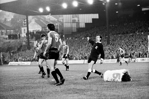 Division 1 football. Crystal Palace 1 v. Manchester United 0 November 1980 LF05-08-146