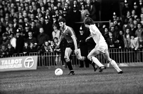 Division 1 football. Crystal Palace 1 v. Manchester United 0 November 1980 LF05-08-044