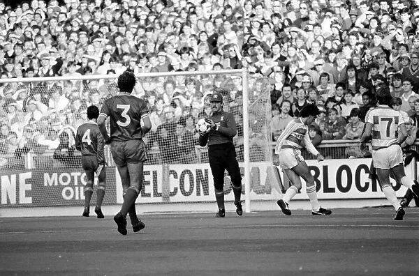 Division 1 football. Queens Park Rangers 0 v. Liverpool 1. October 1983 LF14-09-007