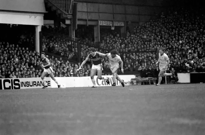 Framed Print : Division 1 football. West Ham United 1 v. Liverpool 3. October 1983 LF14-05-075 Framed Print : Division 1 football. West Ham United 1 v. Liverpool 3. October 1983 LF14-05-075