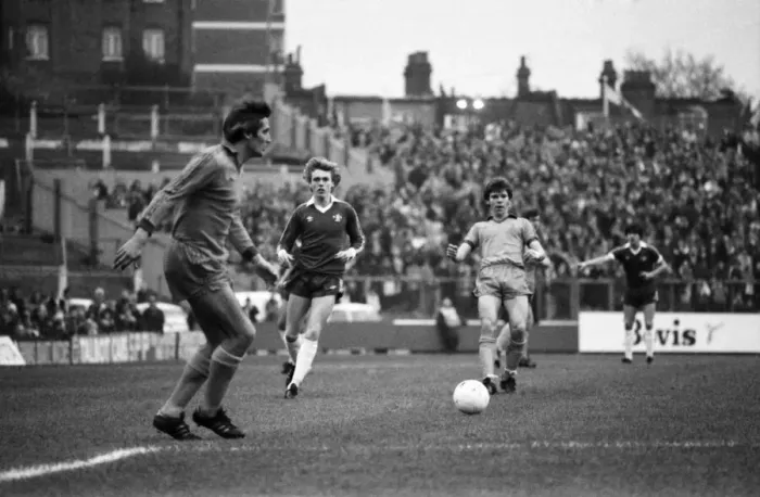 Framed Print : Division 2 football. Chelsea 1 v. Oldham o. November 1980 LF05-11-049 Framed Print : Division 2 football. Chelsea 1 v. Oldham o. November 1980 LF05-11-049