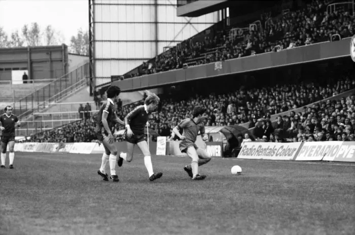 Framed Print : Division 2 football. Chelsea 1 v. Oldham o. November 1980 LF05-11-085 Framed Print : Division 2 football. Chelsea 1 v. Oldham o. November 1980 LF05-11-085