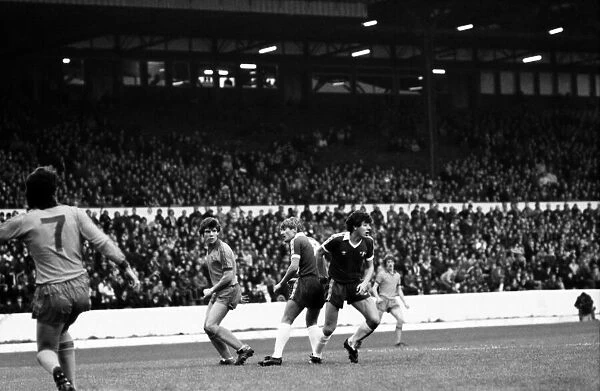 Division 2 football. Chelsea 1 v. Oldham o. November 1980 LF05-11-078