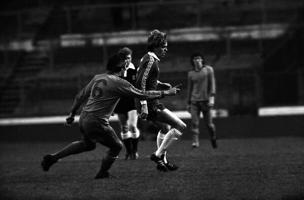 Division 2 football. Chelsea 1 v. Oldham o. November 1980 LF05-11-037