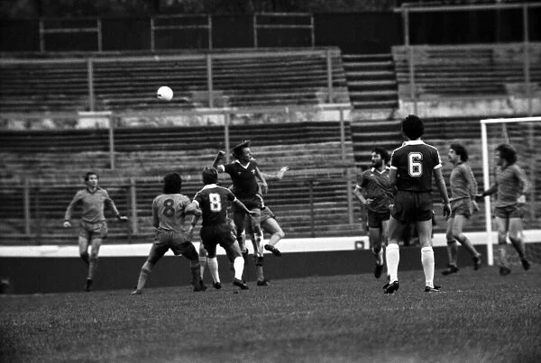 Division 2 football. Chelsea 1 v. Oldham o. November 1980 LF05-11