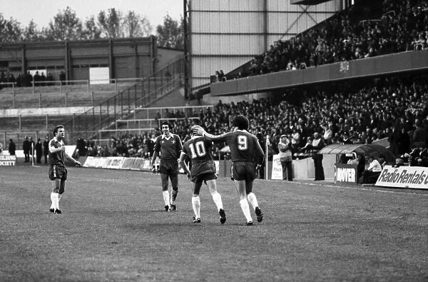 Division 2 football. Chelsea 1 v. Oldham o. November 1980 LF05-11-009