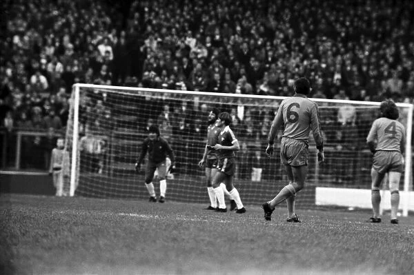 Division 2 football. Chelsea 1 v. Oldham o. November 1980 LF05-11-130