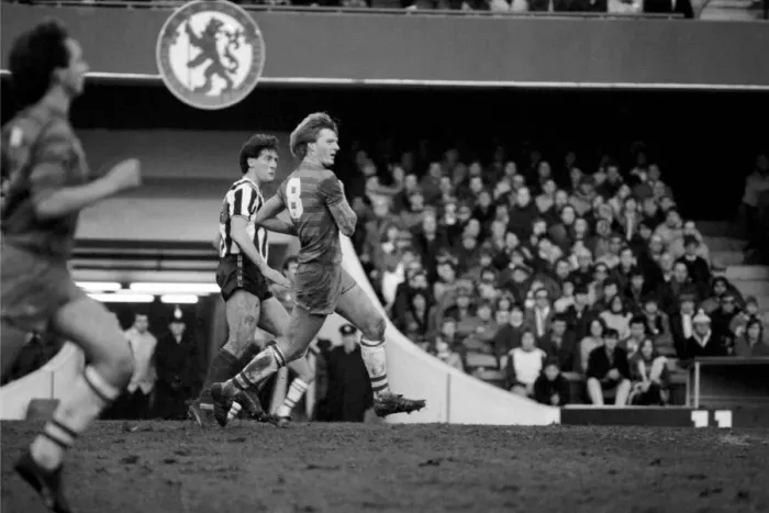 Framed Print : Division 2 football. Chelsea 2 v. Grimsby 3 December 1983 LF14-27-052 Framed Print : Division 2 football. Chelsea 2 v. Grimsby 3 December 1983 LF14-27-052