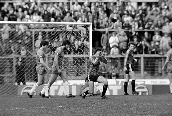 Division 2 football. Chelsea 2 v. QPR 1. April 1982 LF09-05-025