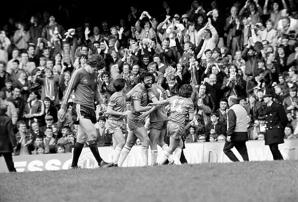 Division 2 football. Chelsea 2 v. QPR 1. April 1982 LF09-05-033