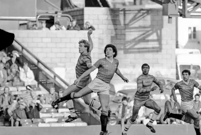 Framed Print : Division 2 football. Chelsea 3 v. Charlton 2. October 1983 LF14-12-040 Framed Print : Division 2 football. Chelsea 3 v. Charlton 2. October 1983 LF14-12-040
