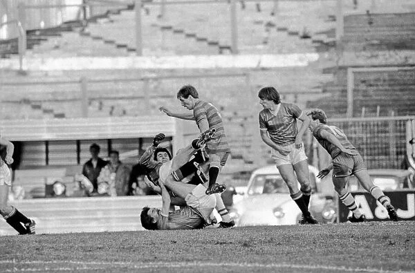 Division 2 football. Chelsea 3 v. Charlton 2. October 1983 LF14-12-072