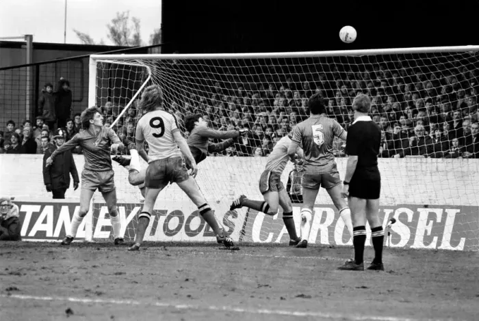 Framed Print : Division 2 football. Watford 1 v. Chelsea 0. February 1982 LF08-38-067