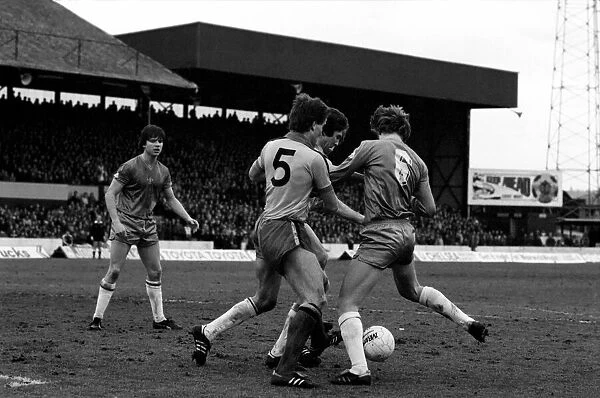 Division 2 football. Watford 1 v. Chelsea 0. February 1982 LF08-38-087