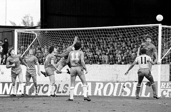 Division 2 football. Watford 1 v. Chelsea 0. February 1982 LF08-38-104