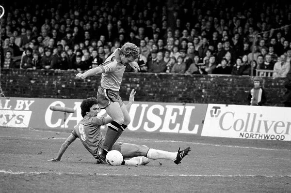 Division 2 football. Watford 1 v. Chelsea 0. February 1982 LF08-38-042