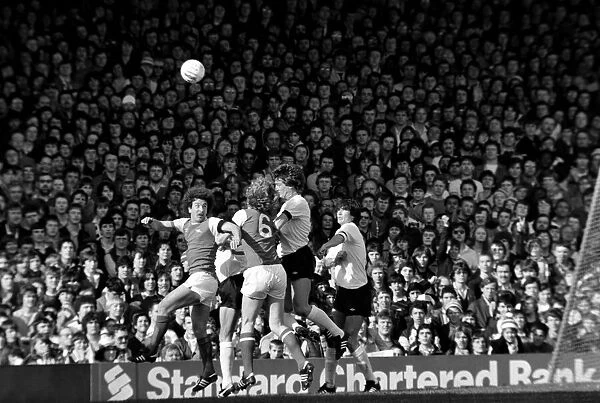 Division One Football 1980  /  81 Season. Arsenal v Liverpool, Highbury