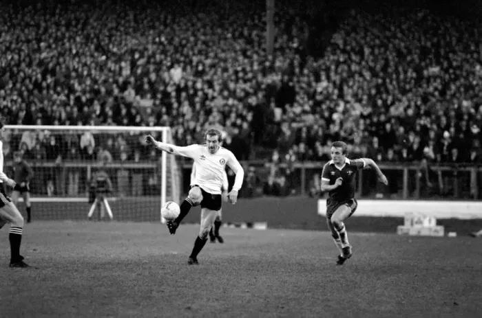 Framed Print : Division Two Football 1980 / 81 Season. Chelsea v Swansea, Stamford Bridge Framed Print : Division Two Football 1980 / 81 Season. Chelsea v Swansea, Stamford Bridge