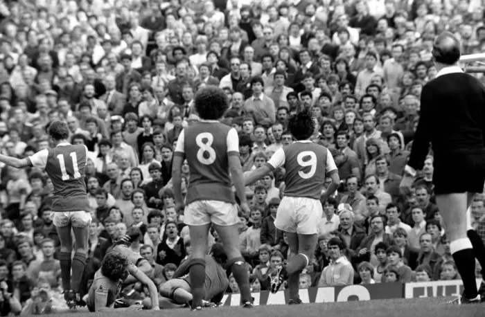 Framed Print : Division One Football 1981 / 82 Season. Arsenal v. Sunderland, Highbury Framed Print : Division One Football 1981 / 82 Season. Arsenal v. Sunderland, Highbury