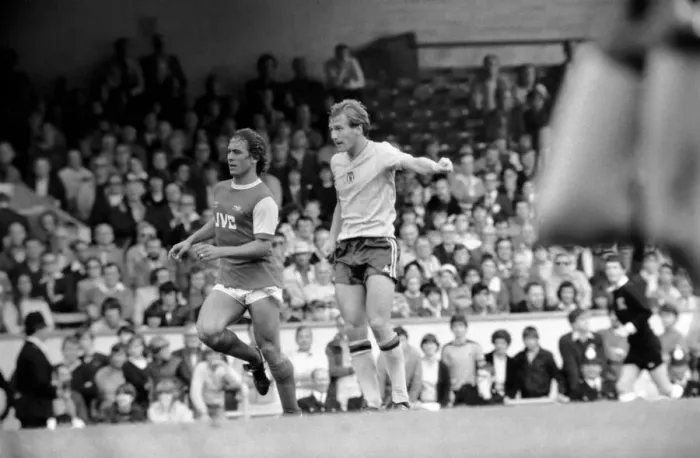 Framed Print : Division One Football 1981 / 82 Season. Arsenal v. Sunderland, Highbury Framed Print : Division One Football 1981 / 82 Season. Arsenal v. Sunderland, Highbury