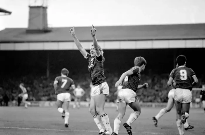 Framed Print : Division One Football 1985  /  86 Season. West Ham v Everton, Upton Park