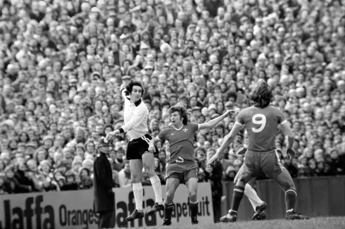 Framed Print : Division Two football Fulham v Chelsea 1976 / 77 season. Fulham won the match three one Framed Print : Division Two football Fulham v Chelsea 1976 / 77 season. Fulham won the match three one