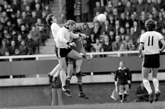 Framed Print : Division Two football Fulham v Chelsea 1976  /  77 season. Fulham won the match three one
