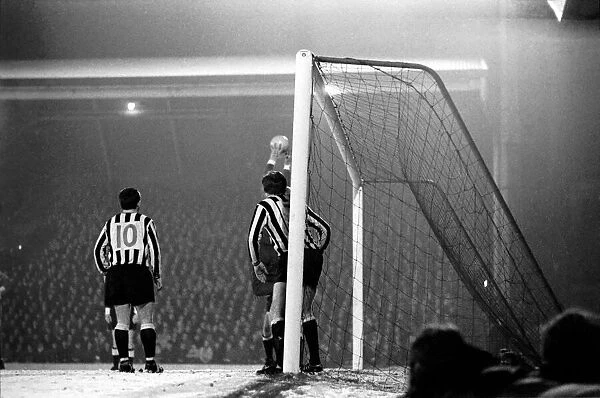 Division one football Liverpool v Newcastle 1969  /  70 Season. February 1970 70-1714-007