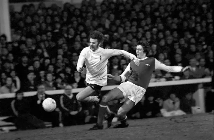 Framed Print : Division One Football, local derby match between Tottenham Hotspur