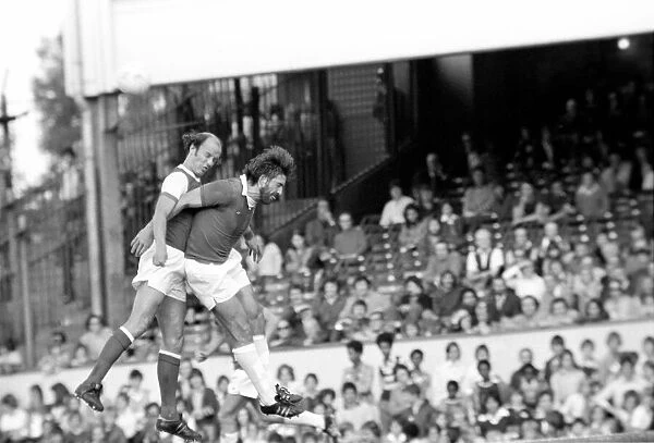 Division I. Arsenal (2) v. Leicester City (2). September 1975 75-04972-054