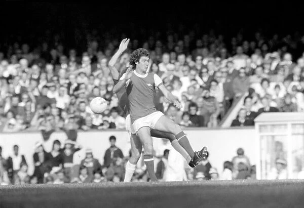 Division I. Arsenal (2) v. Leicester City (2). September 1975 75-04972-001