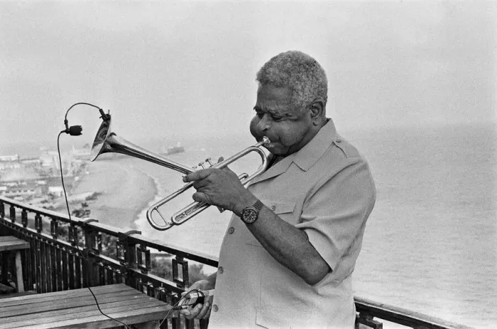 Framed Print : Dizzy Gillespie seen here on the roof of the Leas Cliff Hall, Folkestone Framed Print : Dizzy Gillespie seen here on the roof of the Leas Cliff Hall, Folkestone