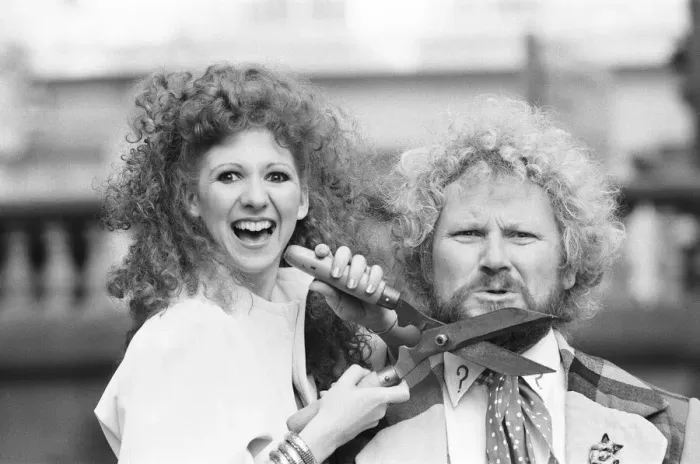 Framed Print : Doctor Who actor Colin Baker, photocall with new assistant, actress Bonnie Langford Framed Print : Doctor Who actor Colin Baker, photocall with new assistant, actress Bonnie Langford