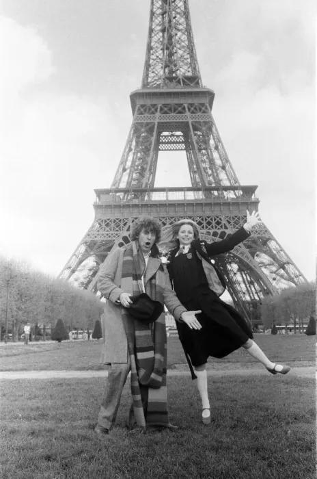 Framed Print : Doctor Who, actor Tom Baker - the 4th Doctor - pictured with fellow Time Lord Romana Framed Print : Doctor Who, actor Tom Baker - the 4th Doctor - pictured with fellow Time Lord Romana