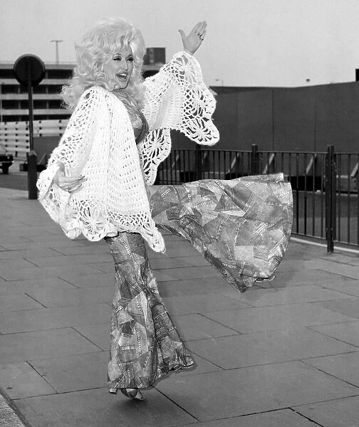 Dolly Parton seen here at London Airport 16th April 1976 Local Caption Watscan