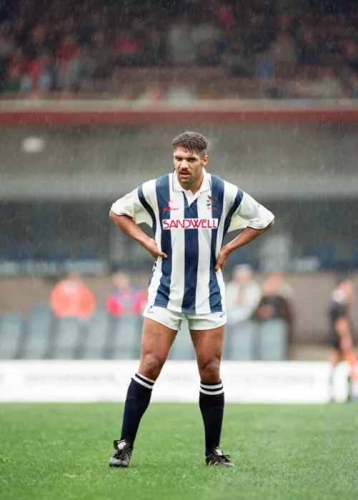 Framed Print : Don Goodman of West Bromwich Albion in action against Hull. 28th September 1991 Framed Print : Don Goodman of West Bromwich Albion in action against Hull. 28th September 1991