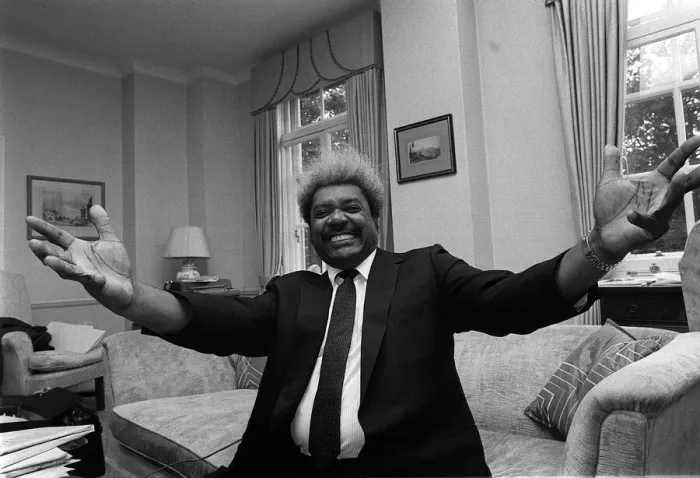 Framed Print : Don King American boxing promoter in London July 1986 Framed Print : Don King American boxing promoter in London July 1986