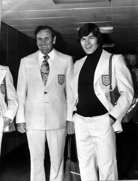 Framed Print : Don Revie and Malcolm Macdonald at Heathrow Airport before leaving for Cyprus Framed Print : Don Revie and Malcolm Macdonald at Heathrow Airport before leaving for Cyprus