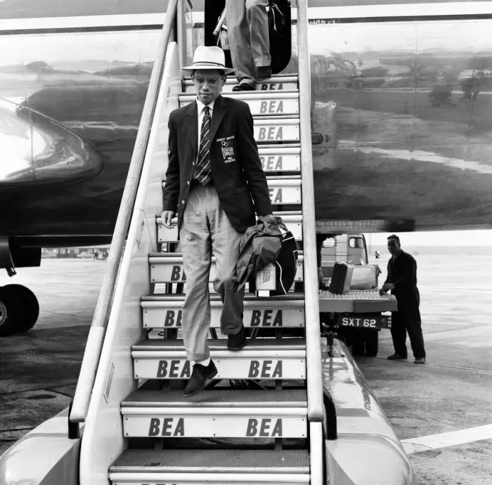 Framed Print : Don Thompson, British athlete, pictured on his return from the Olympic Games Framed Print : Don Thompson, British athlete, pictured on his return from the Olympic Games
