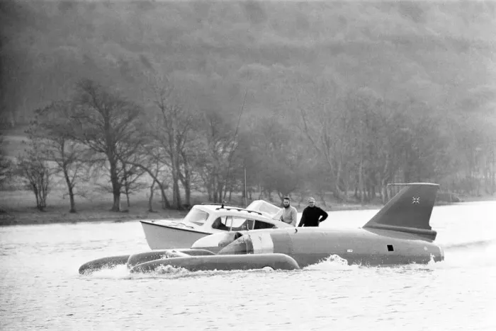 Framed Print : Donald Campbell & Bluebird K7 at Coniston Water, Friday 4th November 1966 Framed Print : Donald Campbell & Bluebird K7 at Coniston Water, Friday 4th November 1966